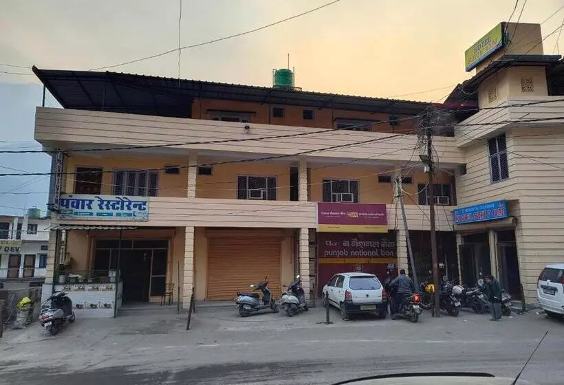 Hotel Shivom