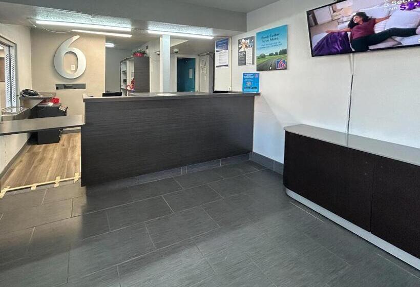 هتل Studio 6 Lubbock, Tx