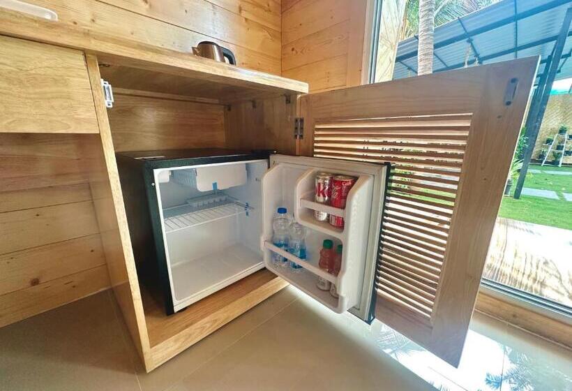 Hotelli The Nine Beach Resort