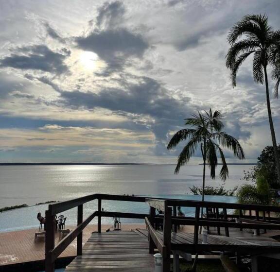 Hotel Tropical Executive