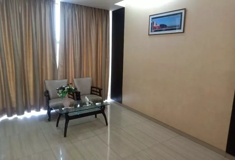 Hotelli Vits Select Grand Inn, Ratnagiri