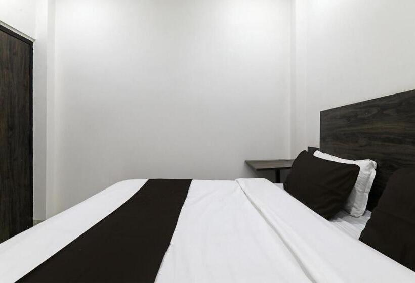 Отель Golden Inn