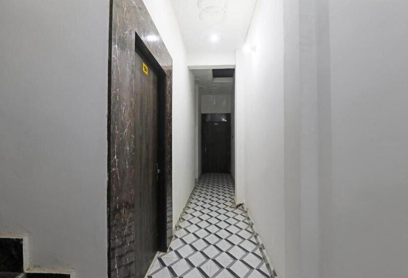 Отель Golden Inn