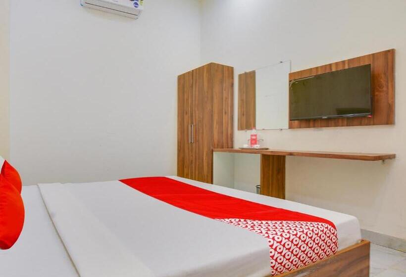 בית מלון כפרי Sawraj Grand