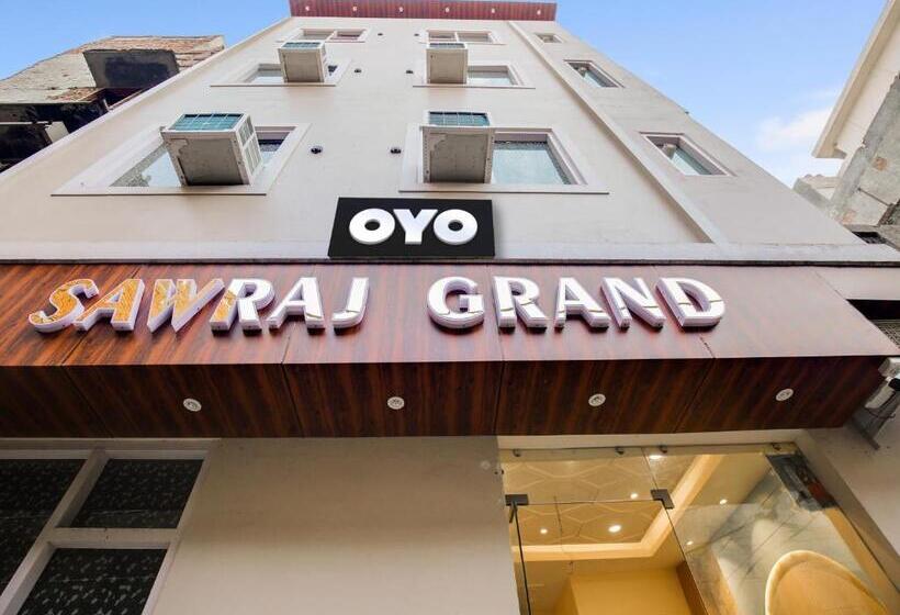 בית מלון כפרי Sawraj Grand