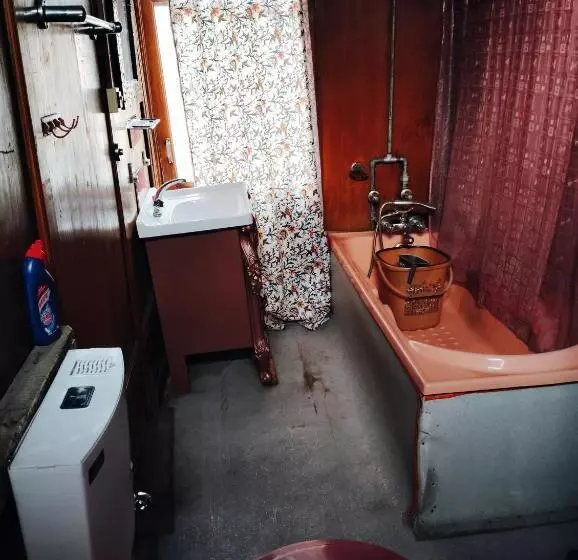 ペンション Houseboat