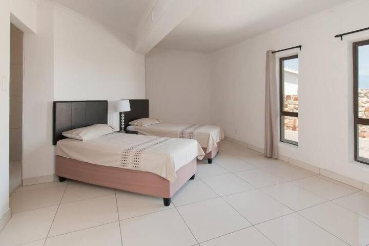 بنسيون Kleinmond   Sea Breeze