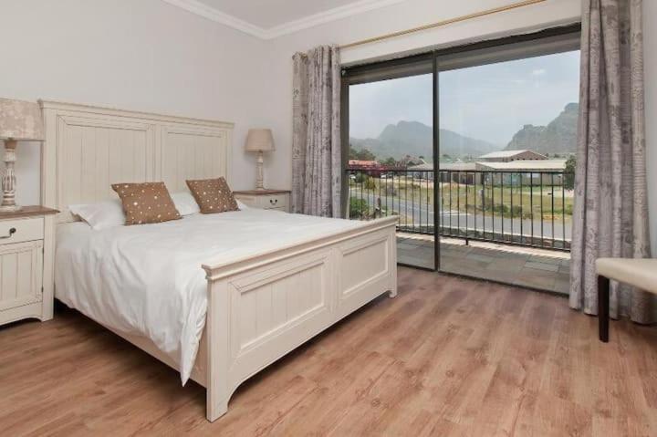 بنسيون Kleinmond   Sea Breeze