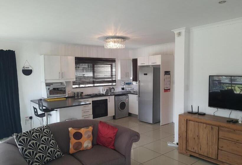 بنسيون Kleinmond   Sea Breeze