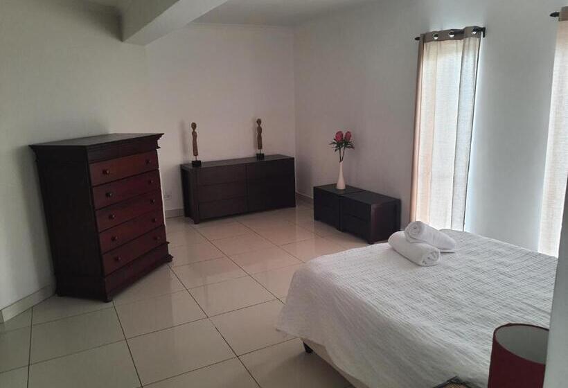 بنسيون Kleinmond   Sea Breeze