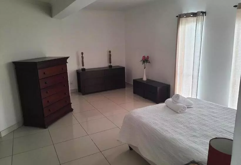 Majatalo Kleinmond   Sea Breeze