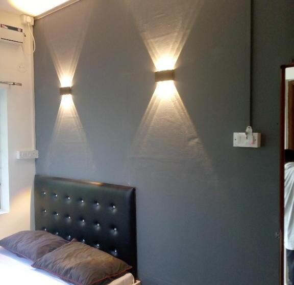 بنسيون Rkays Four Keys