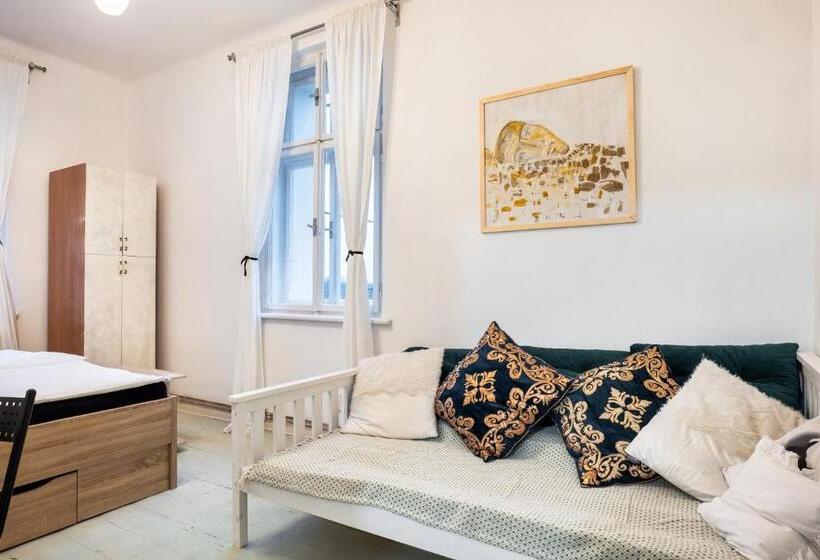 Пансион Vila Opočno