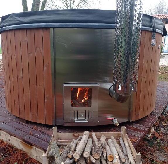 تختخواب و صبحانه Giardino Di Rebecca