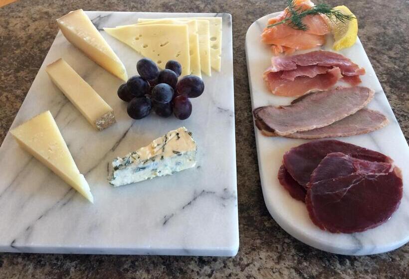 ベッドアンドブレックファースト Hazeldean