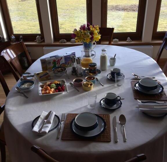 ベッドアンドブレックファースト Hazeldean