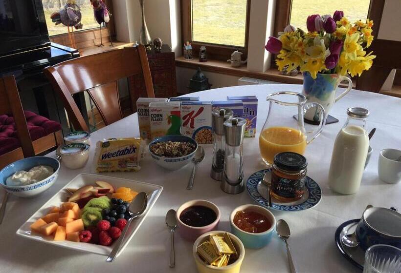 ベッドアンドブレックファースト Hazeldean