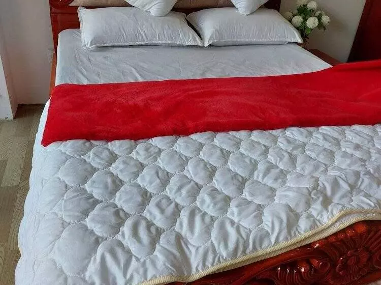 تختخواب و صبحانه Nepal Christian Guest House