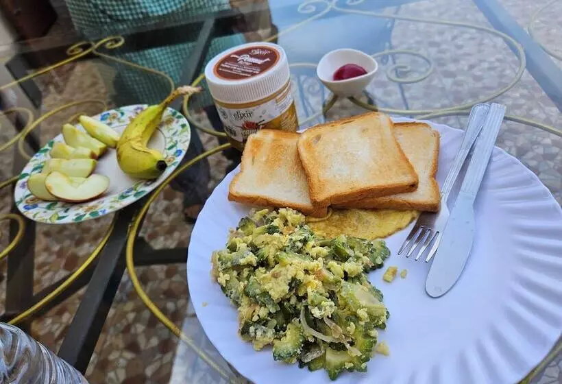 تختخواب و صبحانه Nepal Christian Guest House