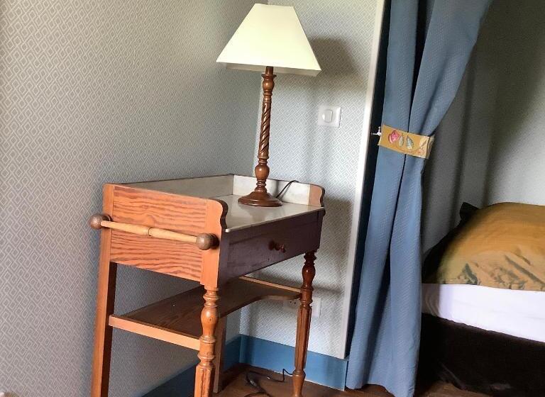 تختخواب و صبحانه Pivoines