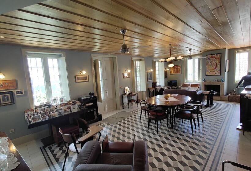 مبيت وإفطار Vila Nazaré