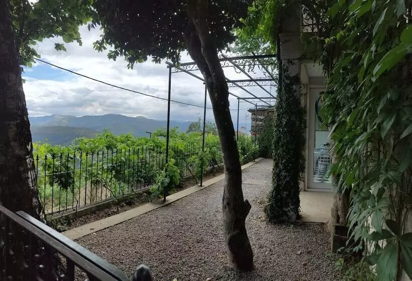 ベッドアンドブレックファースト Vila Nazaré