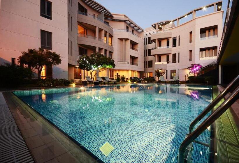 Code Hotel Apartments