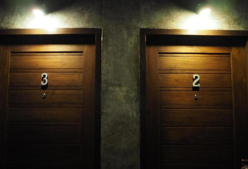 Otel A Day Inn Lamphun