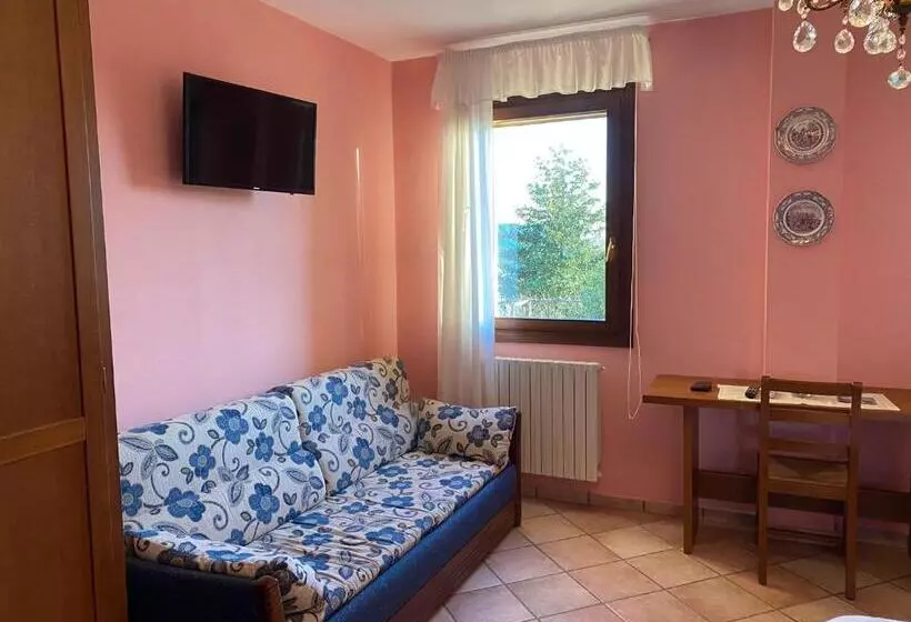 ホテル Agriturismo Forzello