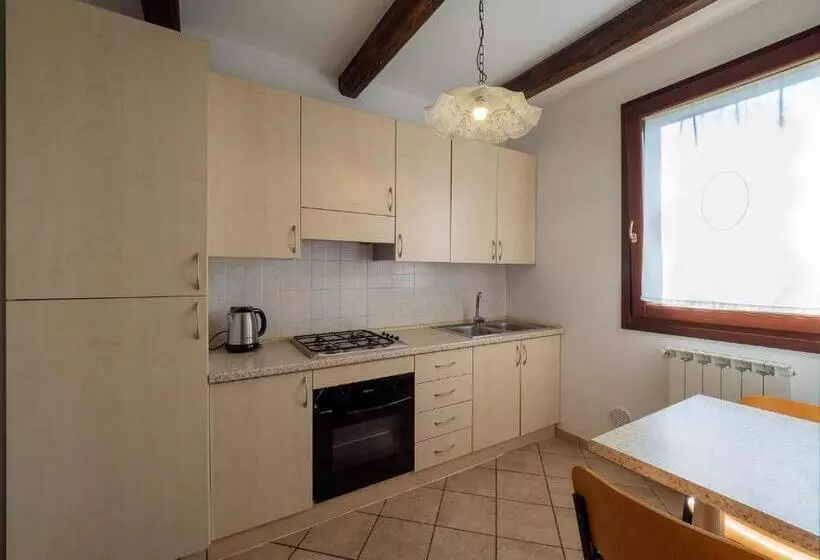 ホテル Agriturismo Forzello