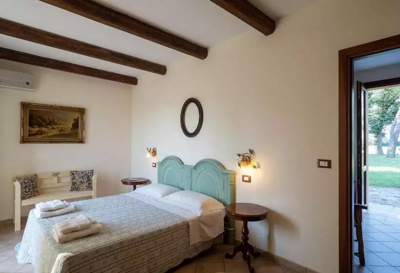 ホテル Agriturismo Forzello