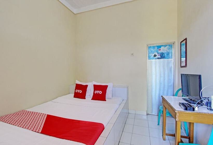 هتل Agustha Homestay By Oyo