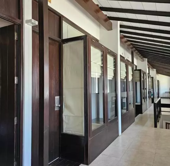 ホテル Blue Breeze