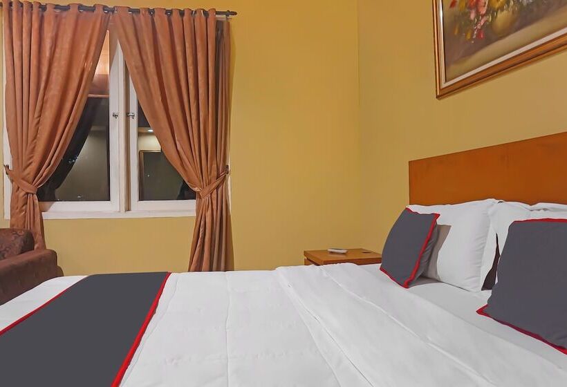 Hotell Capital O 92836 Villa Kampoeng Katineung