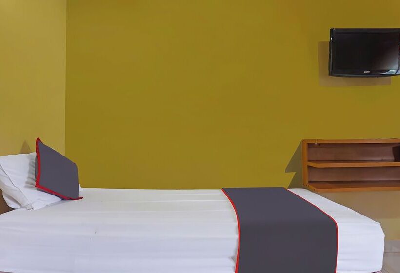 Hotell Capital O 92836 Villa Kampoeng Katineung