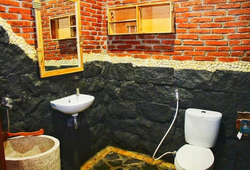 בית מלון כפרי Djawata Resort & Gallery