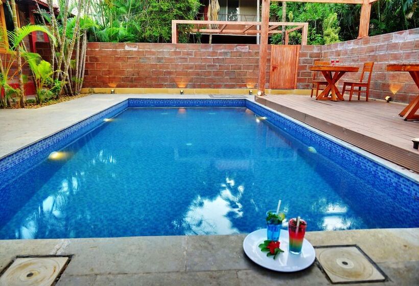 酒店 Gold Coins Club & Resort