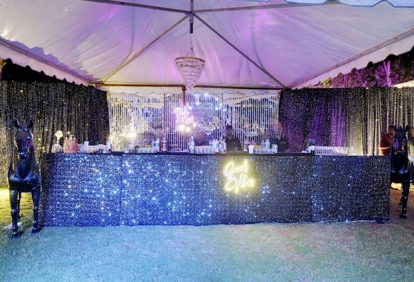 酒店 Gold Coins Club & Resort