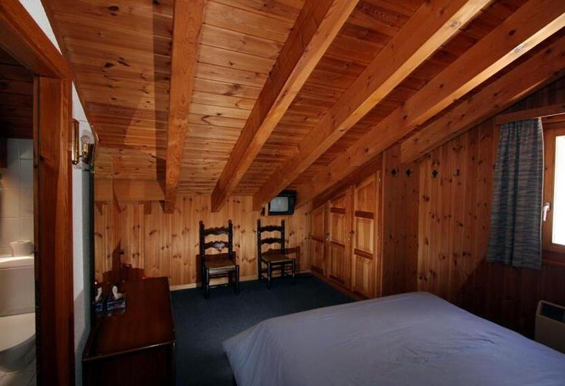 호텔 Hôtel Garni Les Bouquetins