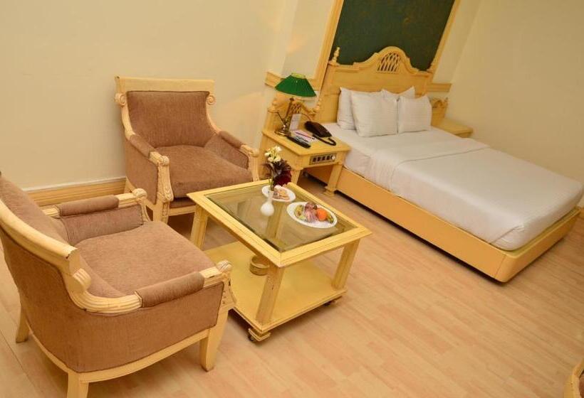 בית מלון כפרי K.c.cross Road