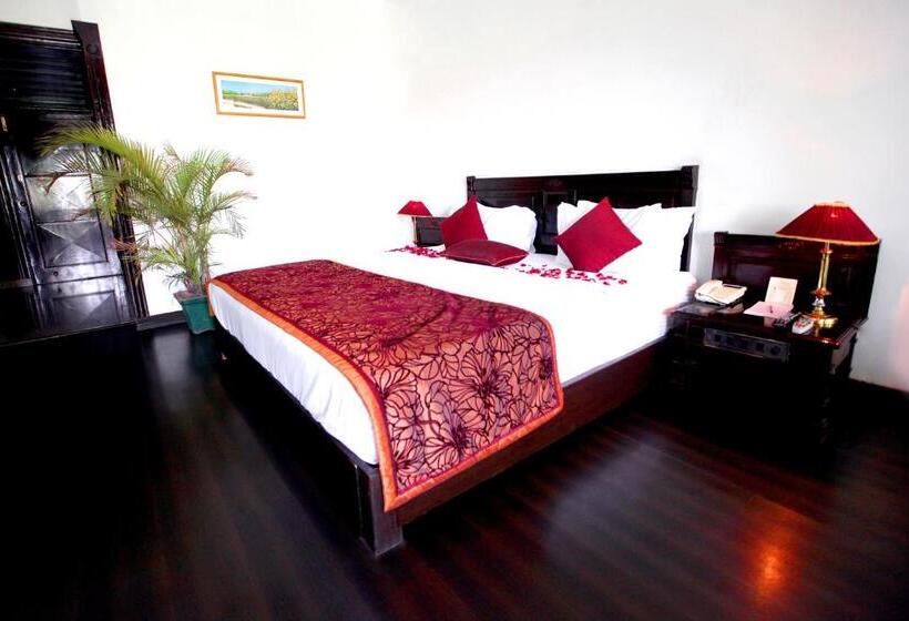 בית מלון כפרי K.c.cross Road