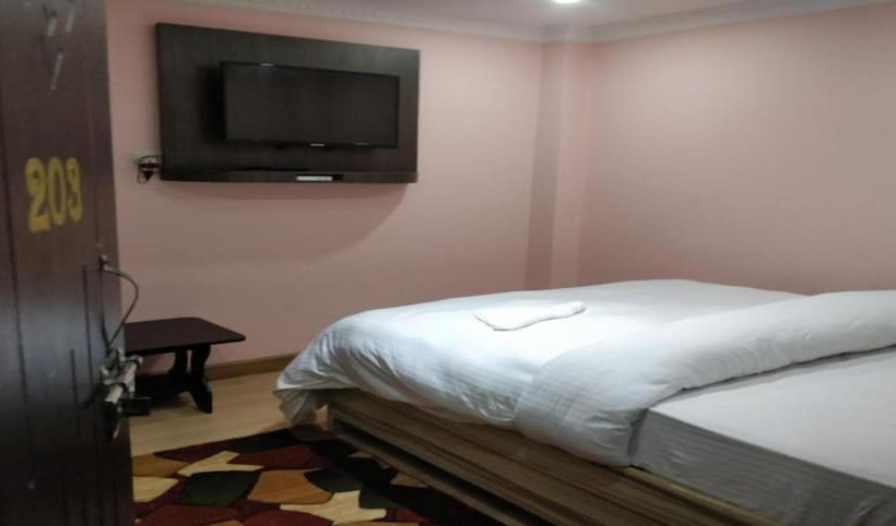 هتل Merostay 160 Samrajya