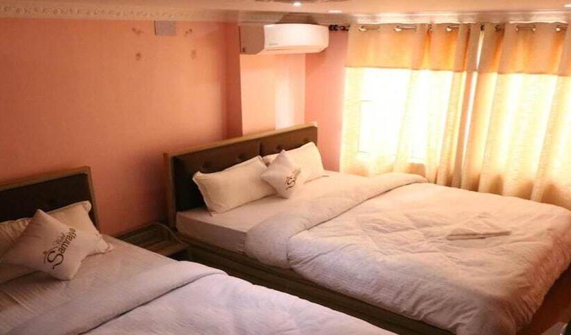 هتل Merostay 160 Samrajya