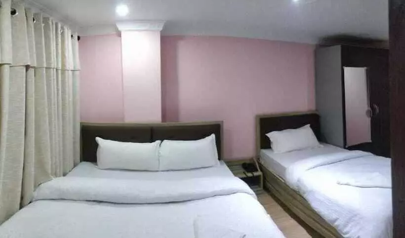 هتل Merostay 160 Samrajya