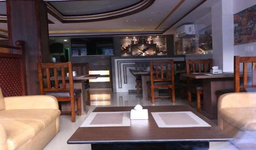 هتل Merostay 160 Samrajya