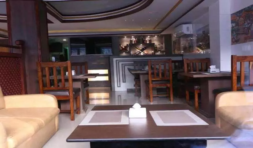 هتل Merostay 160 Samrajya