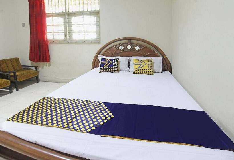 בית מלון כפרי Spot On 92973 Madani Syariah Guesthouse