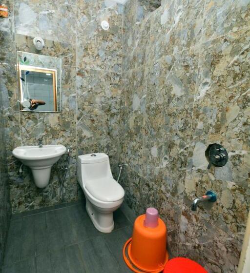 Отель Nethrani Residency