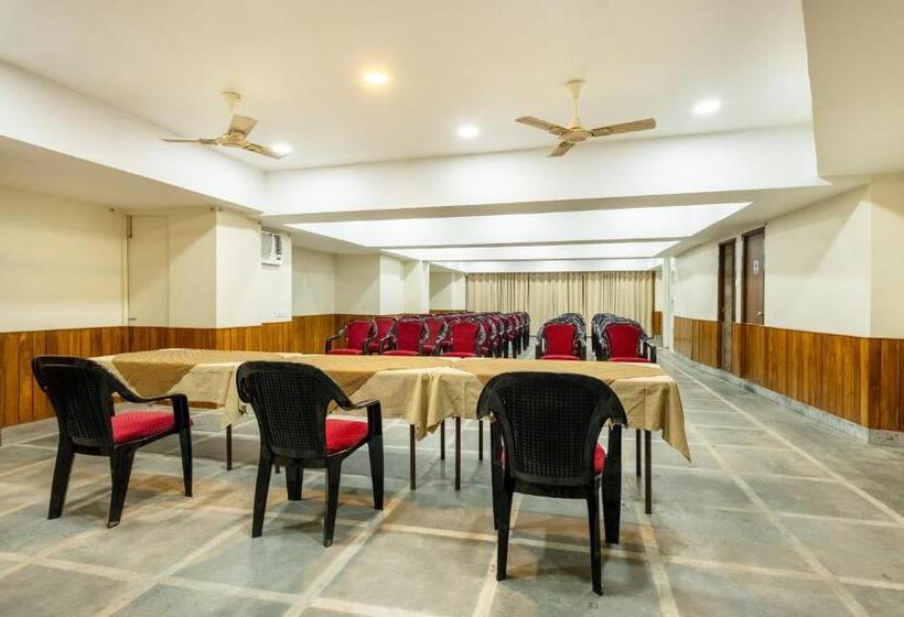 Hotel Treebo Swagatam Inn