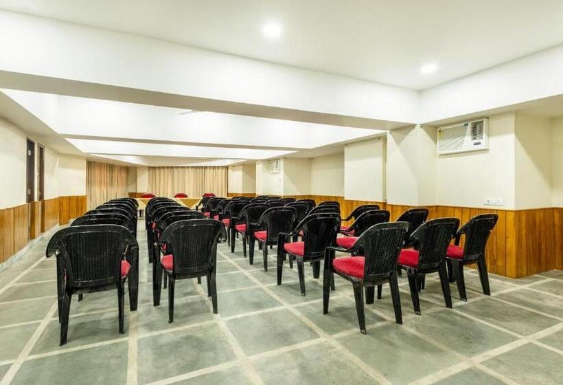 Hotel Treebo Swagatam Inn